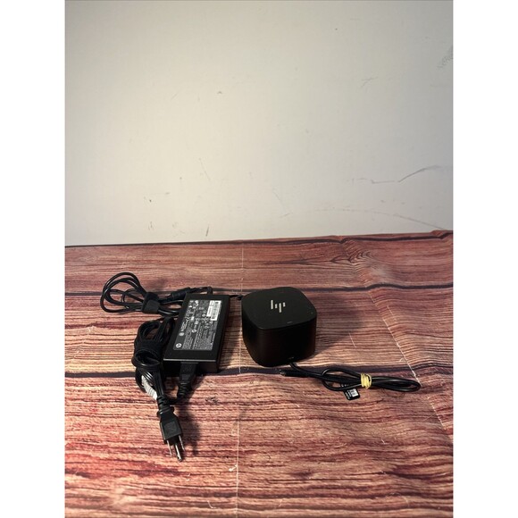 HP Thunderbolt 120W G2 USB-C DOCK HSN-iX01 With 120W AC Adapter - Picture 2 of 10